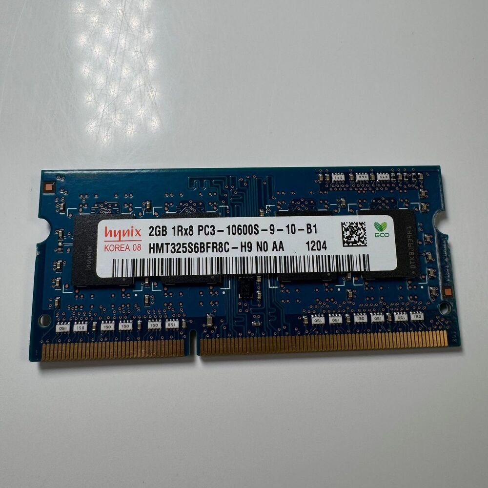 Hynix 2GB DDR3 Laptop RAM PC3-10600S 1333MHz SO-DIMM HMT325S6BFR8C-H9 Computer